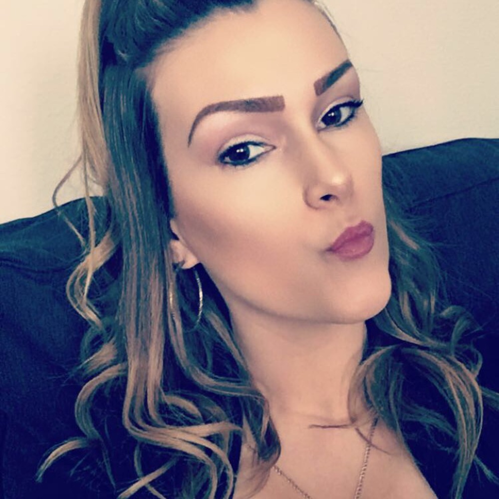 Meet your Posher, Alyssa