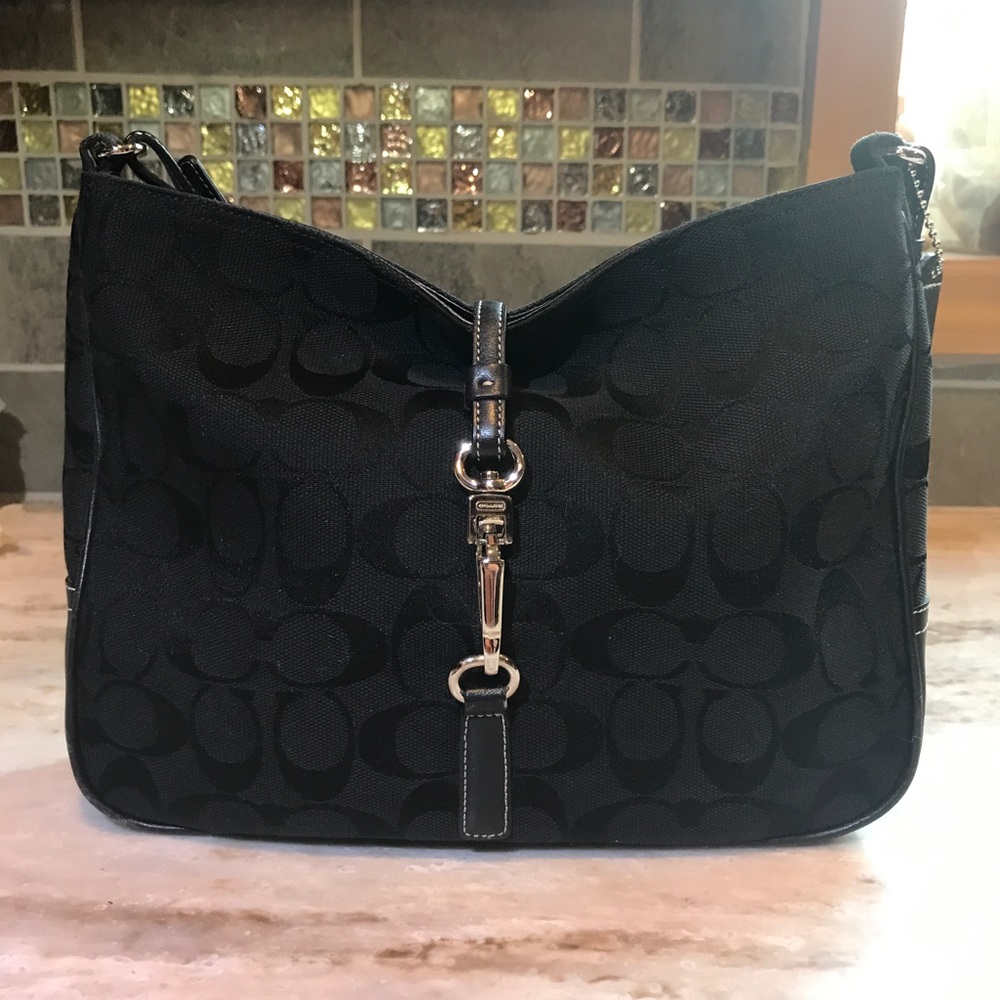 Coach shoulder bag | *OBO*