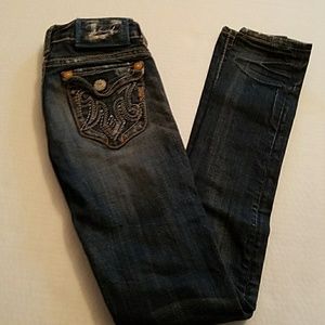 MEK cigarette jeans
