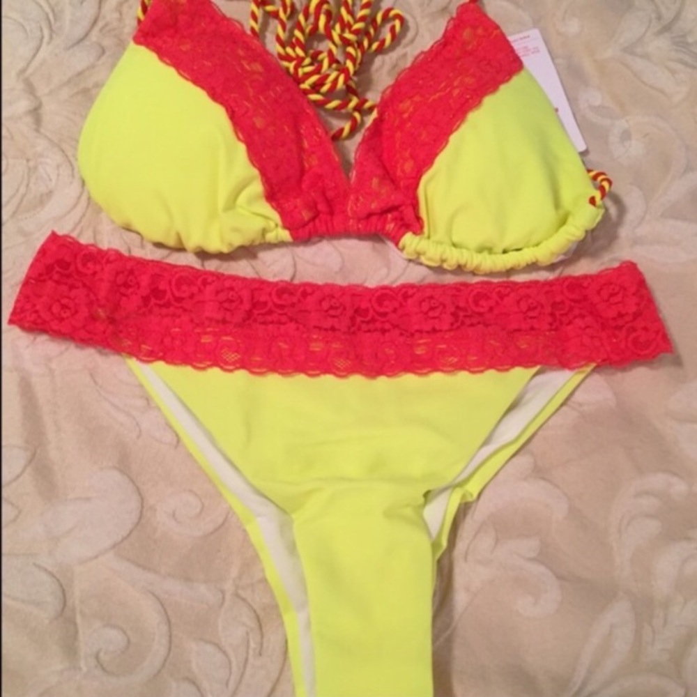Sexy Neon Lace Bikini 🌟