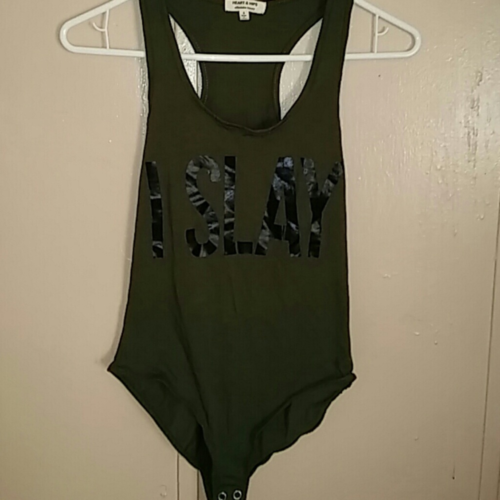 Sz small body suit by heart&hips