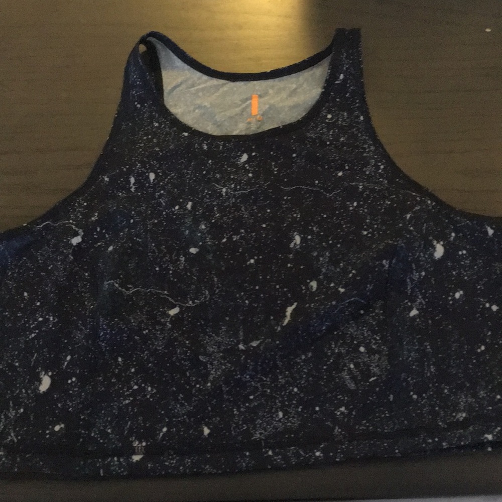 LUCY BRAND crop top size medium