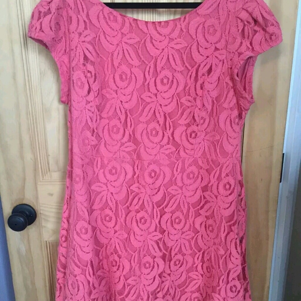 Dress T woman size 20 Salmon floral lace dress