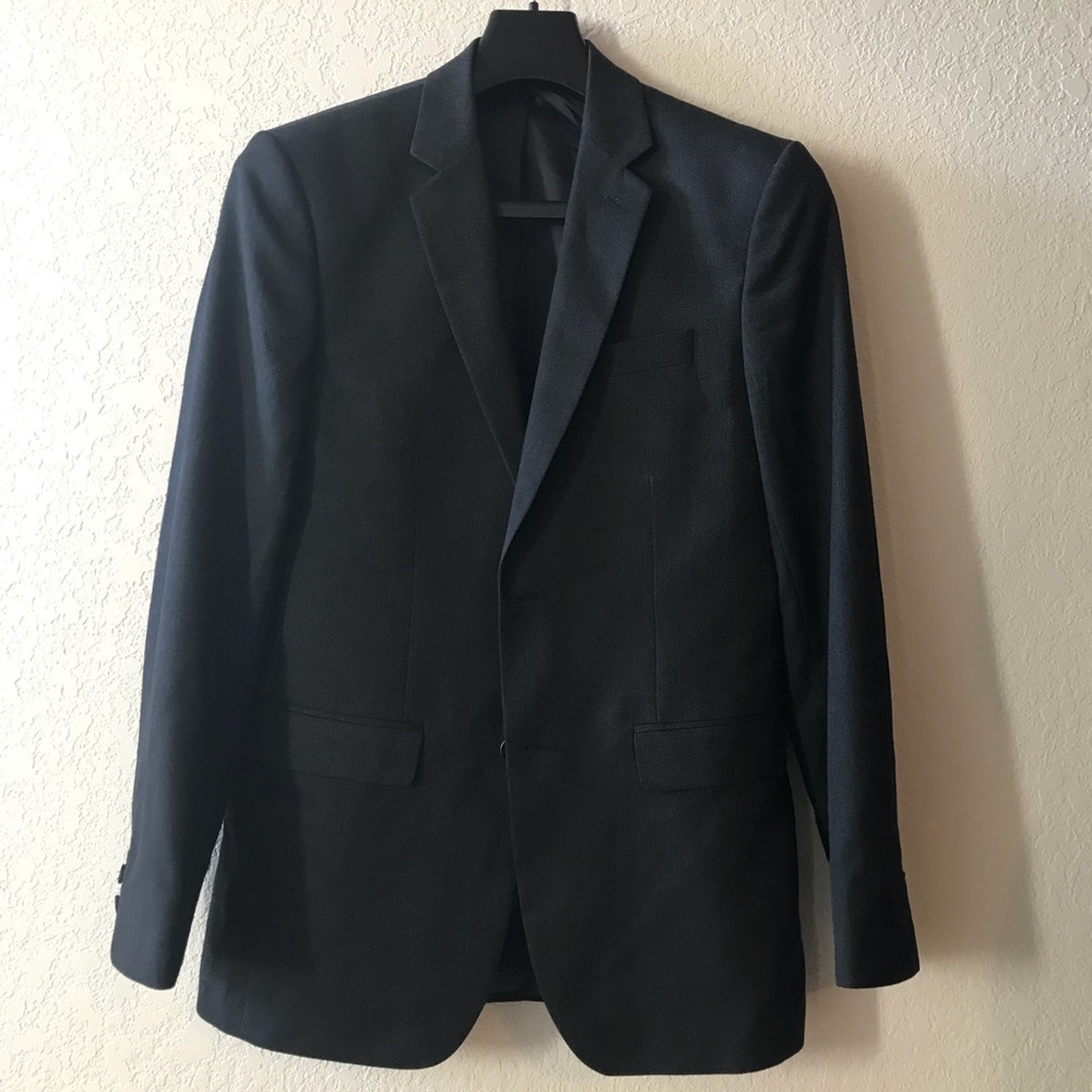 Men’s Banana Republic Charcoal suit