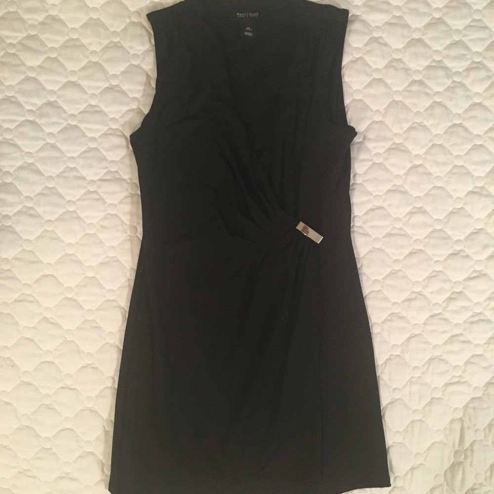 White House Black Market Tunic-Style Tank