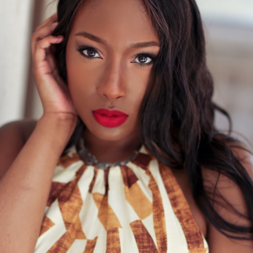 Meet your Posher, Jennifer