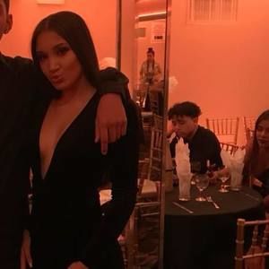 Meet your Posher, Mery