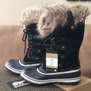 Sorel “Joan of Arctic” Boots