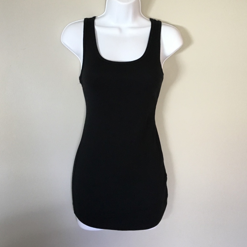 NWOT Motherhood maternity ribbed tank.