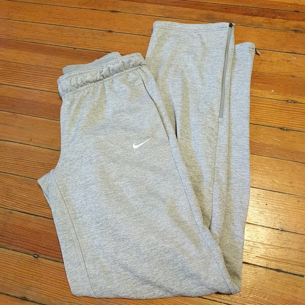 Comfy Nike Therma-fit Sweatpants