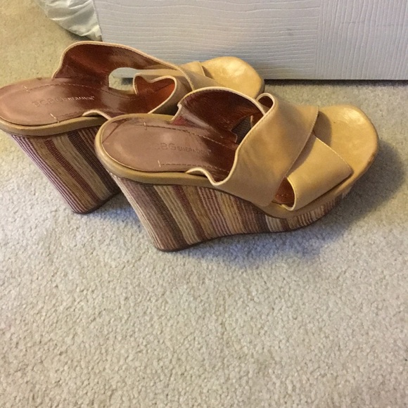 BCBGeneration orange & tan wedges! - Picture 4 of 6