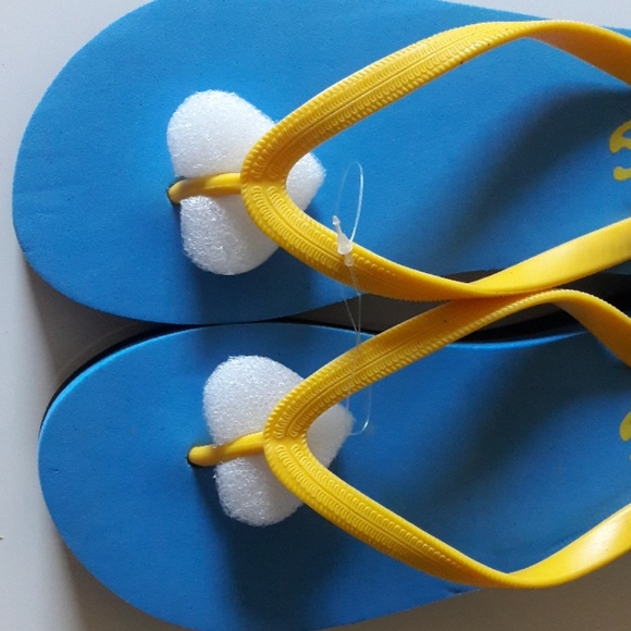 Sandals - Picture 3 of 4