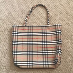 NWOT Burberry Tote Bag