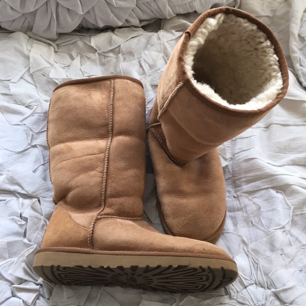 Tan UGG boots - gently worn. Accept lower offers
