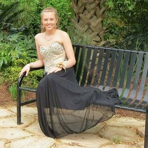 Prom/homecoming dress