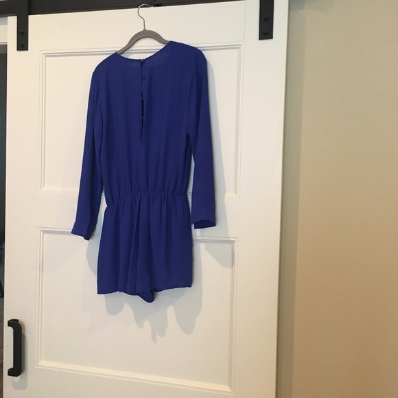 Romper - Picture 2 of 3