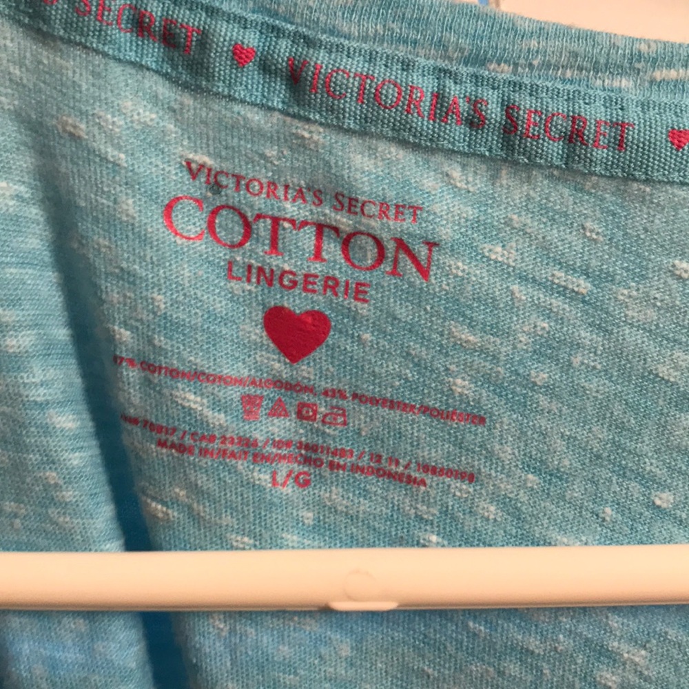 Victoria’s Secret soft cotton tee