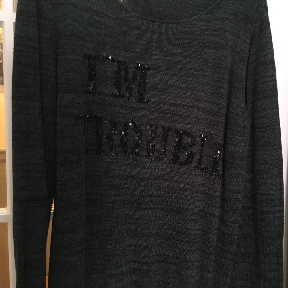 Knit off shoulder sweater I'm Trouble sequins L.