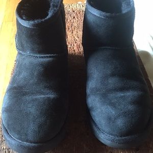 Classic II mini UGG boot