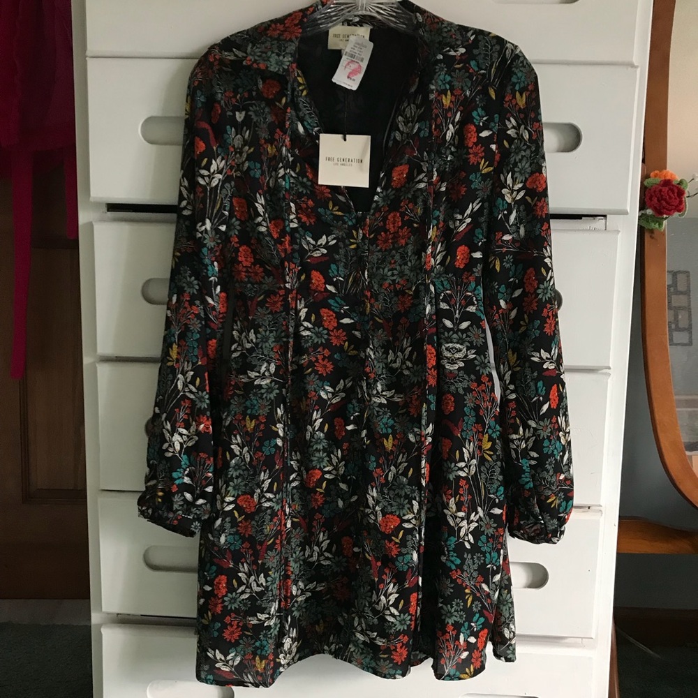NWT Free Generation Los Angeles Floral Dress