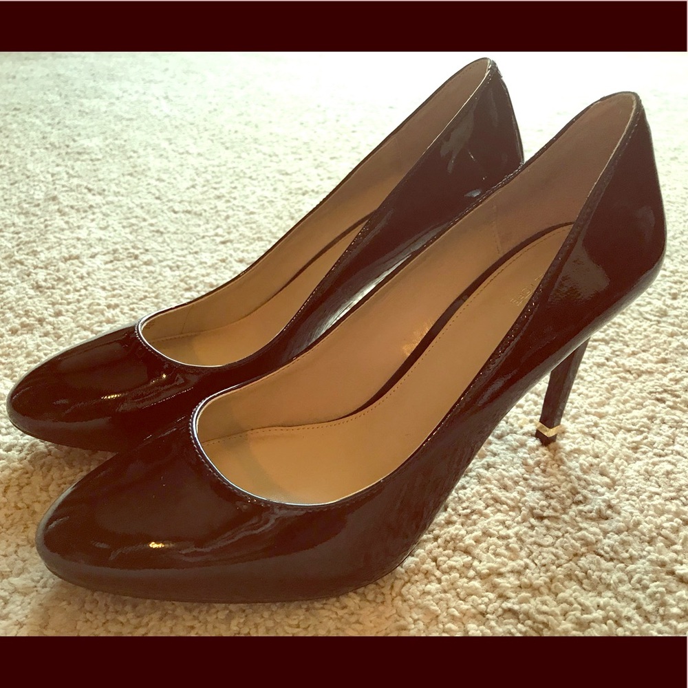 Michael Kors black patent leather pumps 8