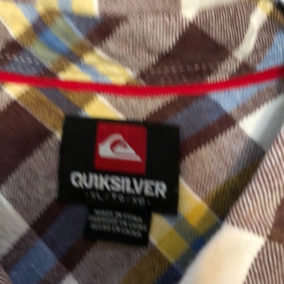 Quik silver plaid button down - Picture 2 of 2