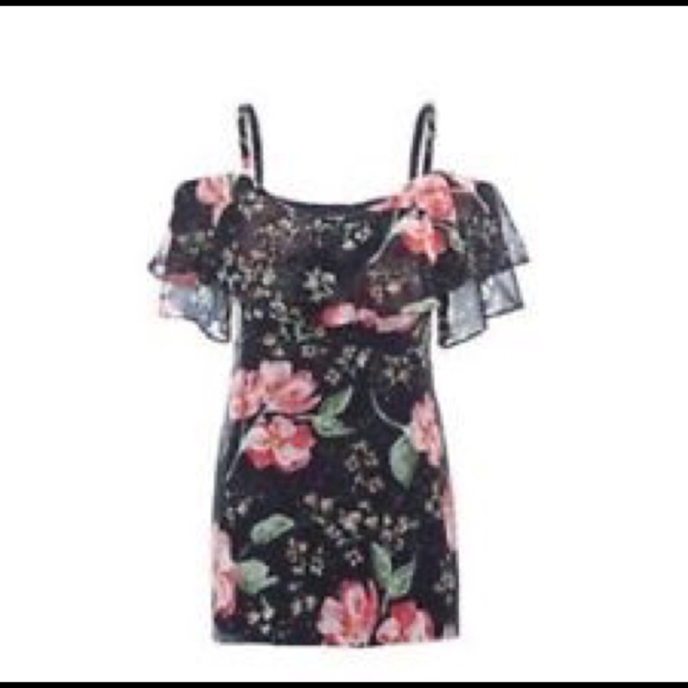 Cabi cold shoulder cami nwot