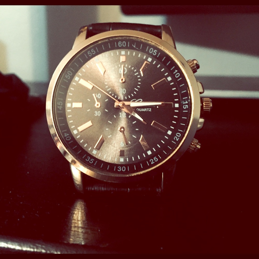 Quartz Black & Bronze Watch