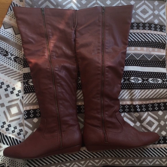 Reddish brown over the knee wedge boots size 8 - Picture 3 of 5