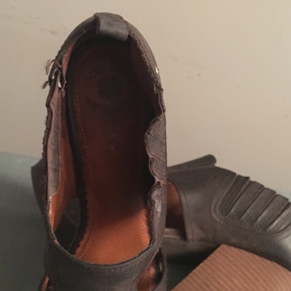 Brown, Leather, Thick Heeled Lucky Brand Sandals - Picture 3 of 3