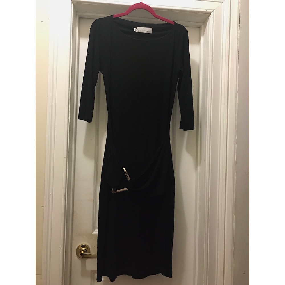 Maxi black dress with belt.