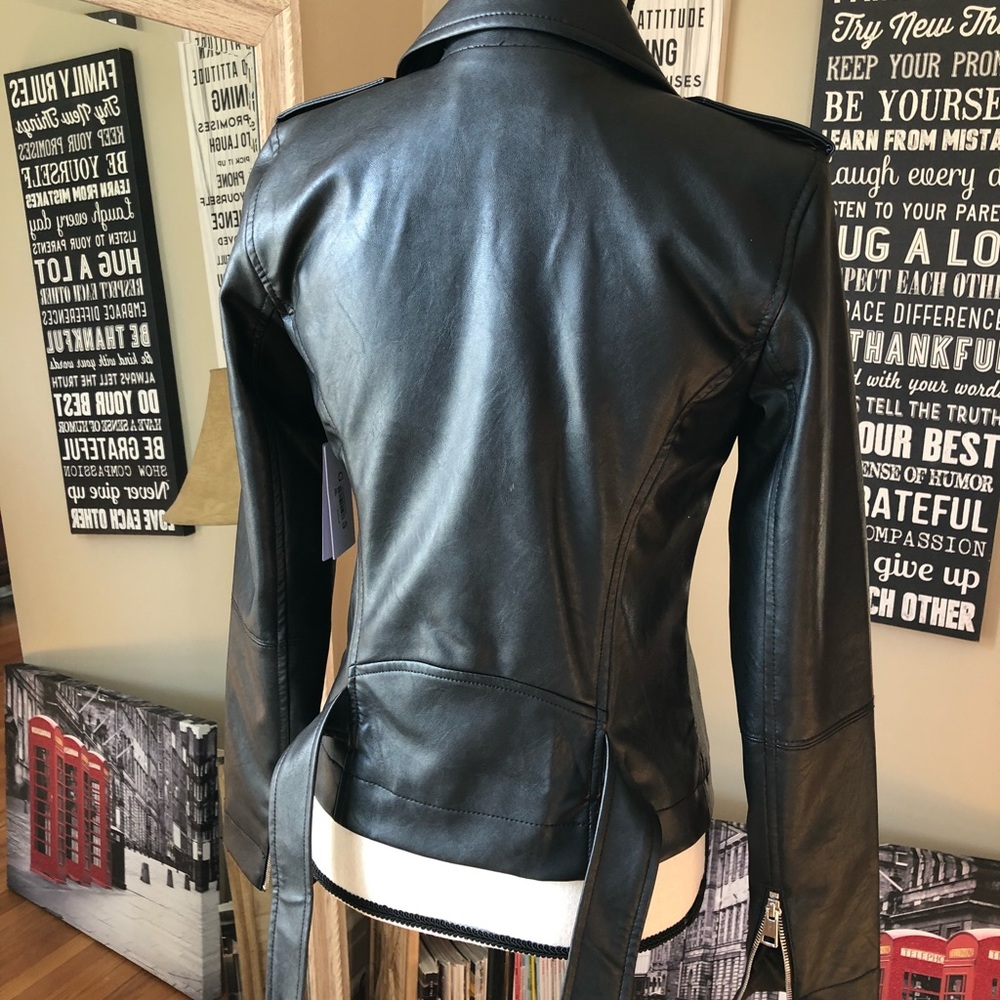 💞 GUESS Leather Jacket XS - Picture 5 of 8