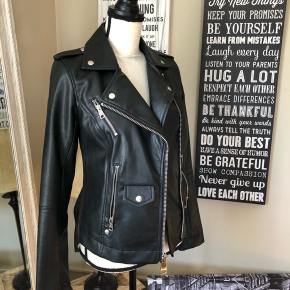 💞 GUESS Leather Jacket XS - Picture 2 of 8