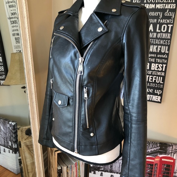 💞 GUESS Leather Jacket XS - Picture 3 of 8