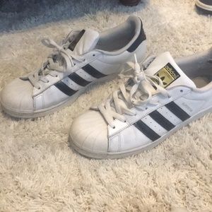 Adidas superstar size 11
