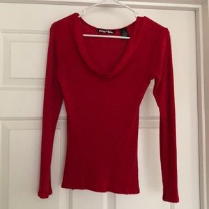 Scoop neck long sleeve