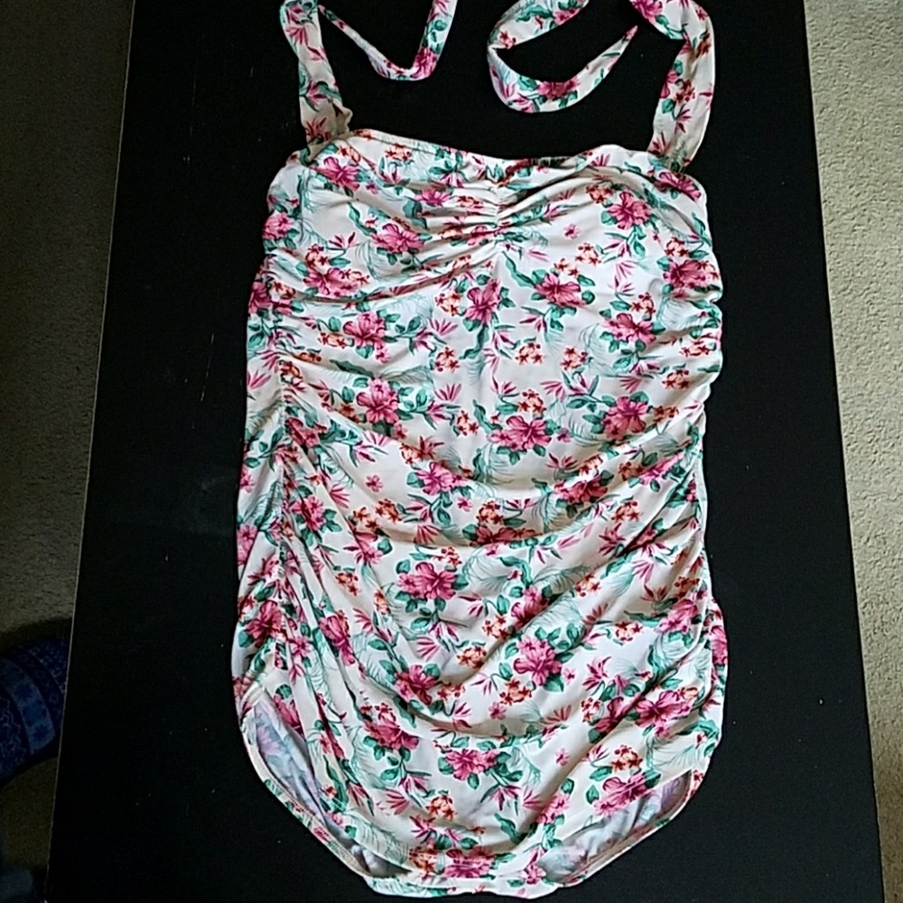 MODCLOTH Pin-up style bathing suit