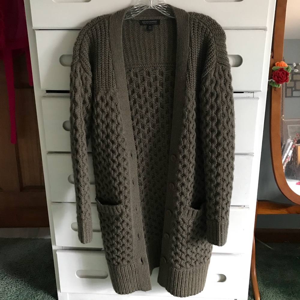 NWOT Banana Republic Cable Knit Cardigan