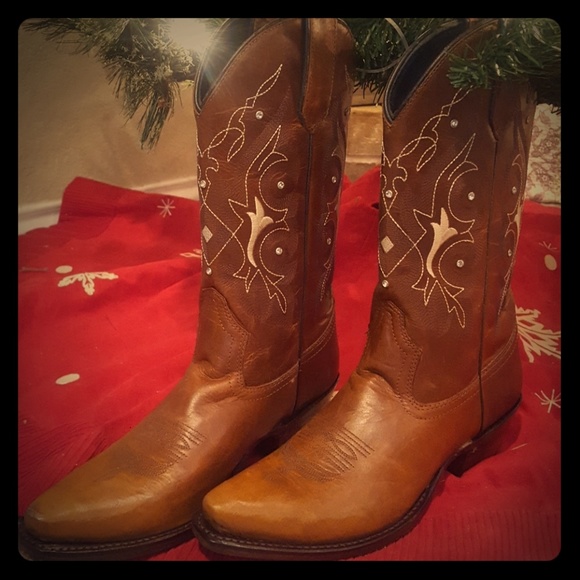 Gypsy Rose rhinestone boots - Picture 1 of 4