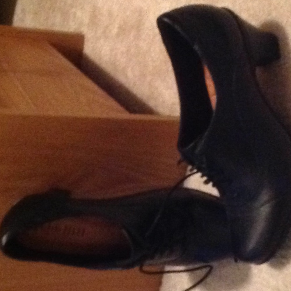Cobb Hill Ladies Shooties