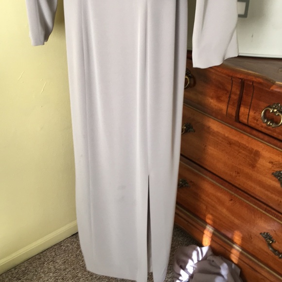 2 pic gown - Picture 5 of 5