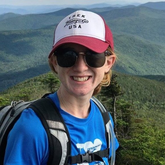 Meet your Posher, Gabby - Picture 1 of 1