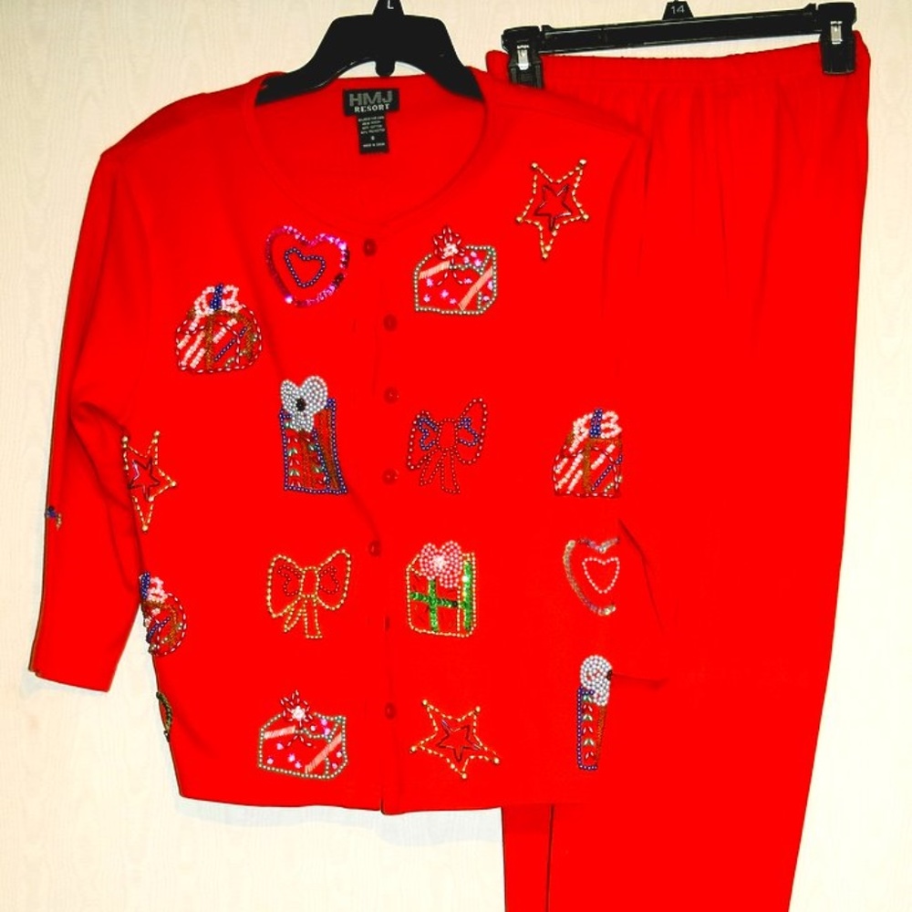 TWO PIECE CHRISTMAS