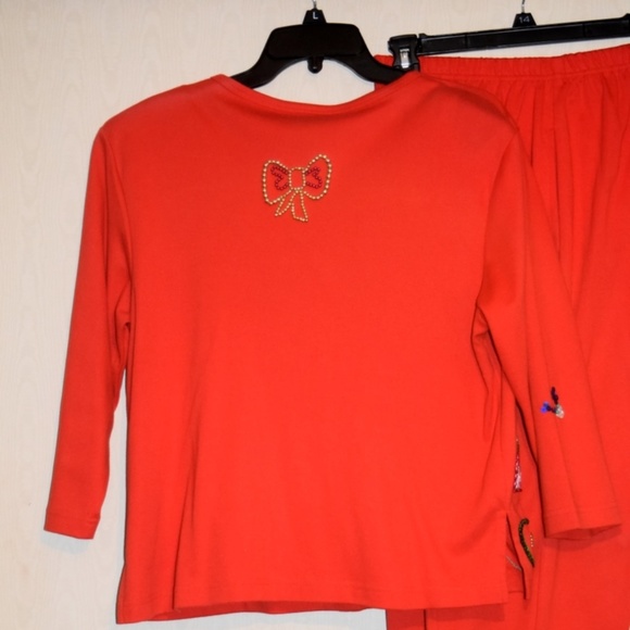 TWO PIECE CHRISTMAS - Picture 2 of 2