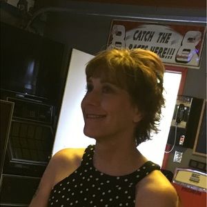 Meet your Posher, Shelley