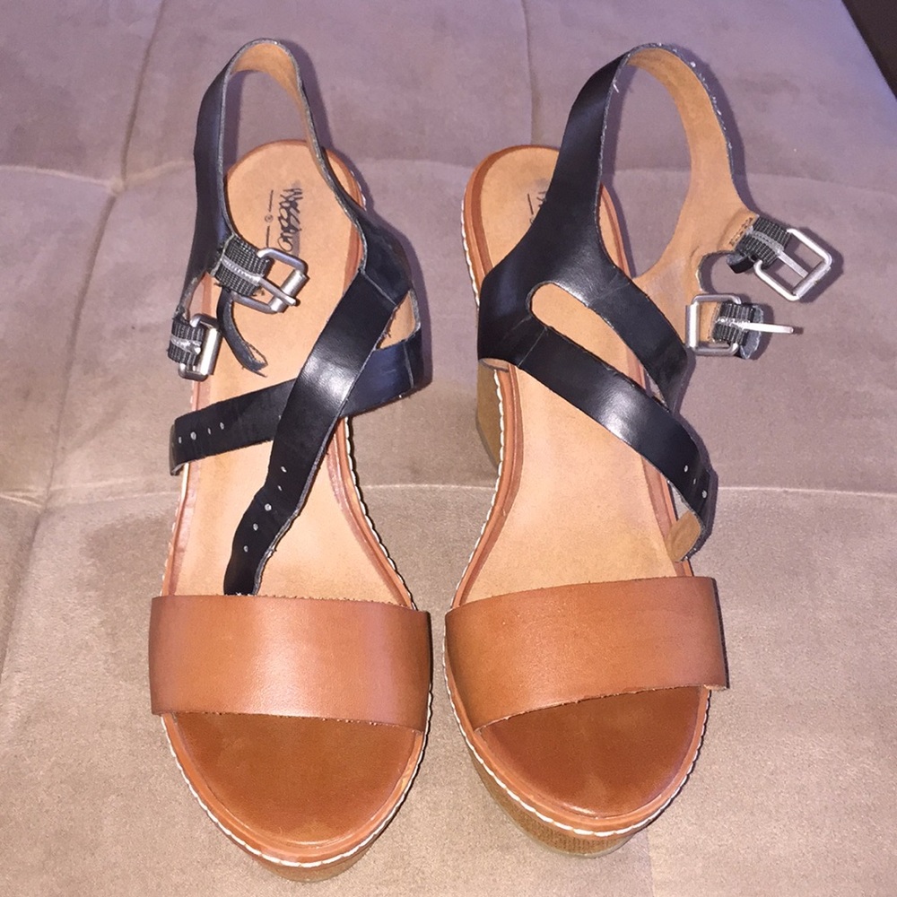 Wedge sandals in good used condition....