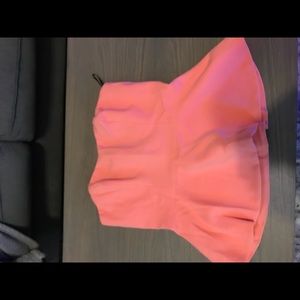 Women’s strapless peplum top