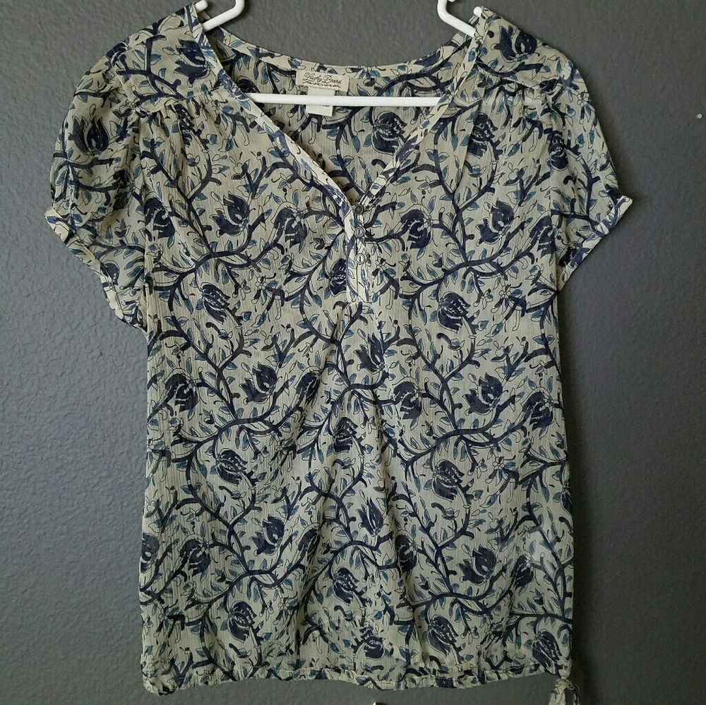 🌻 2 for $25 🌻 Lucky Brand Top