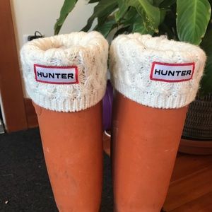 Hunter tall cable knit cuff welly boot socks!
