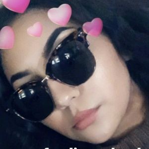 Meet your Posher, Karla